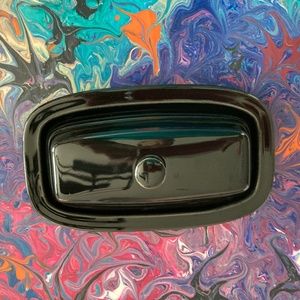 1/4 Lb Covered Butter Fiesta Black EUC